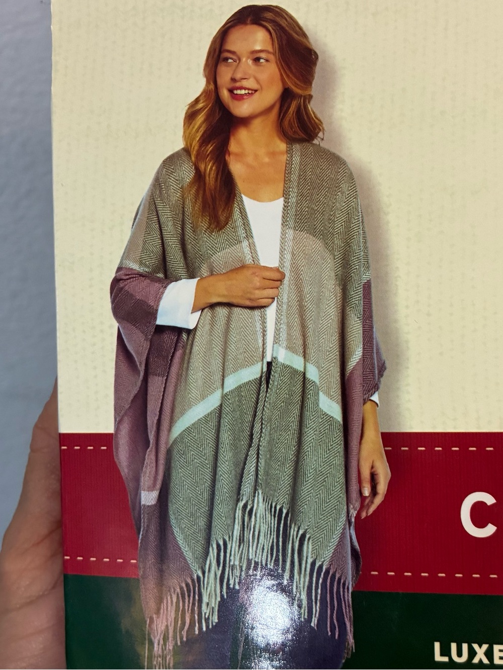 WOOLRICH COZY BLANKET WRAP IN REAGAL, NEW WITH TAGS, ONE SIZE